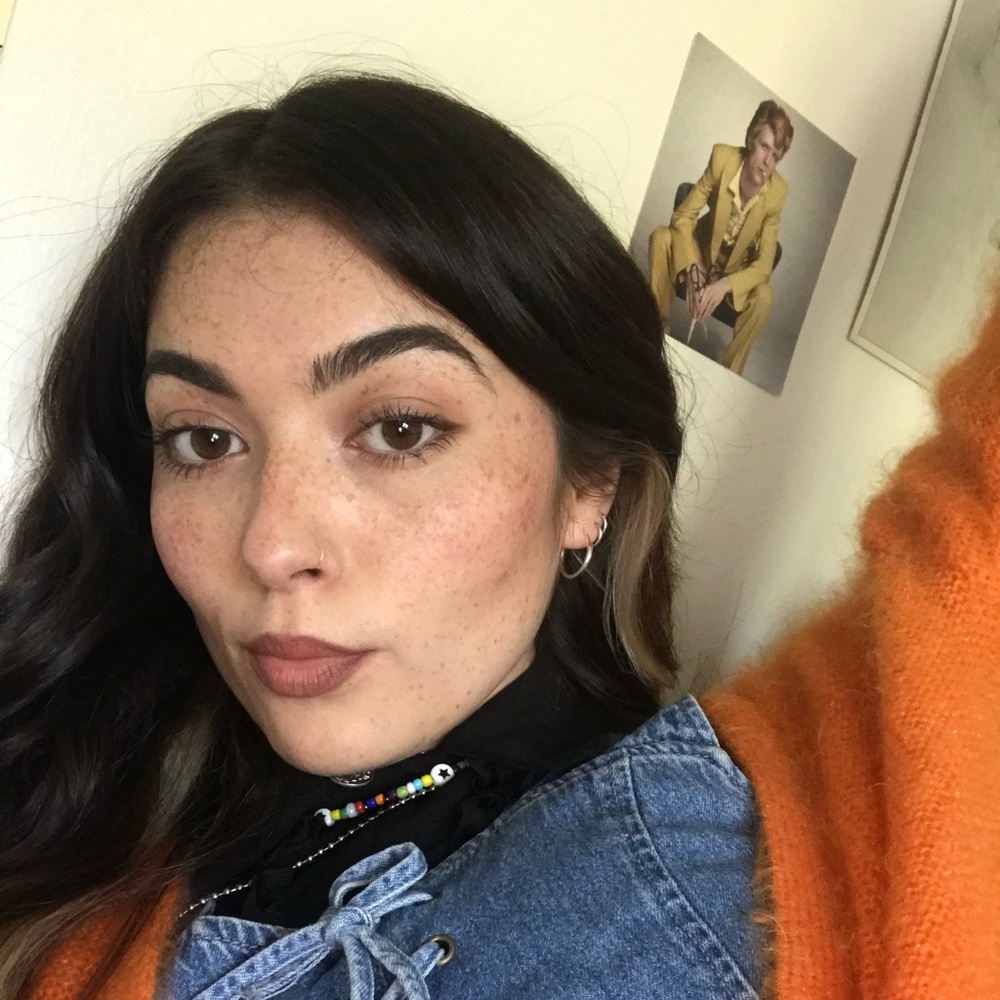 Meet your Posher, Julia